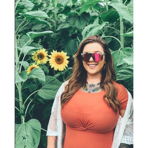 Meet your Posher, Darcie - Picture 1 of 1